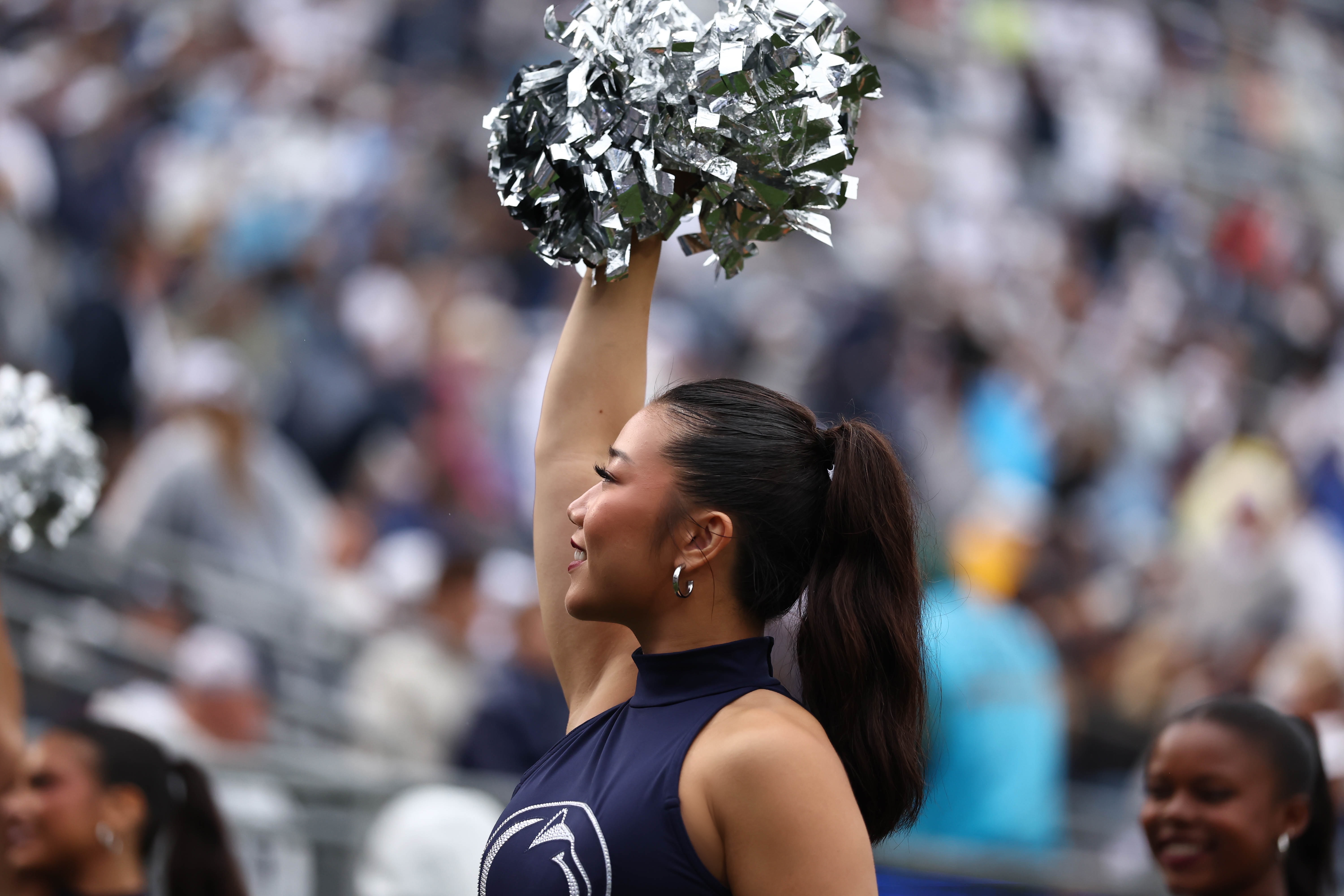 Ask a Dance/Cheerleading Expert - Karis Cho 3